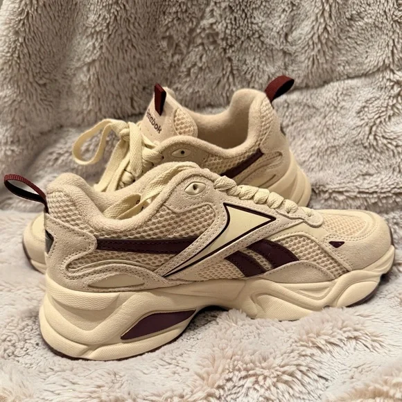 Reebok Women's Beige and Maroon Sneakers - Picture 2 of 4